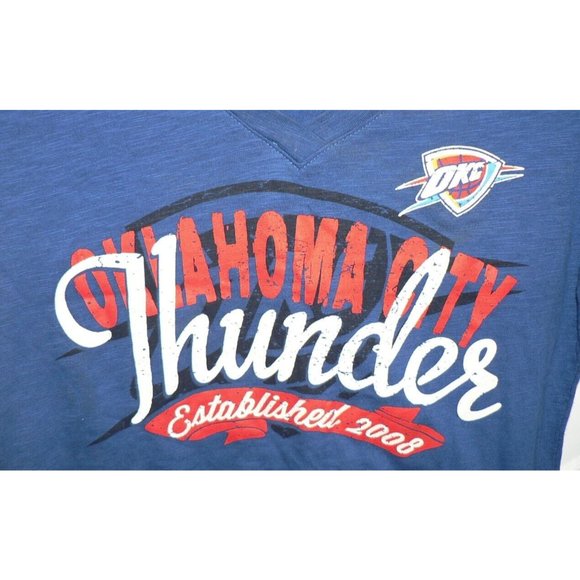 NBA Women's Oklahoma City Thunder V-Neck Slub Tee in Blue/White Medium $30 - Picture 2 of 4